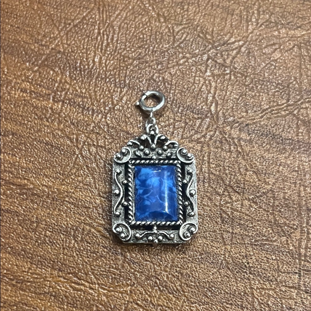 Elegant Silver and Blue Pendant